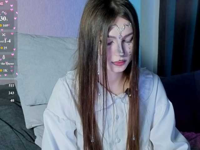 allienee live cam on BongaCams