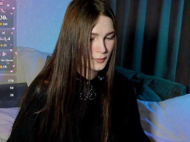 allienee live cam on BongaCams