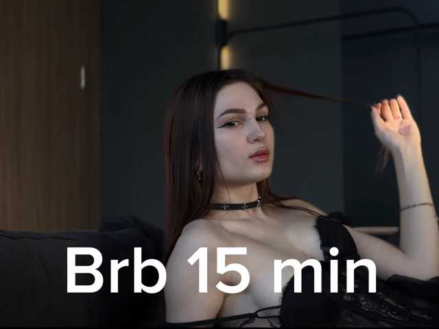 allienee live cam on BongaCams