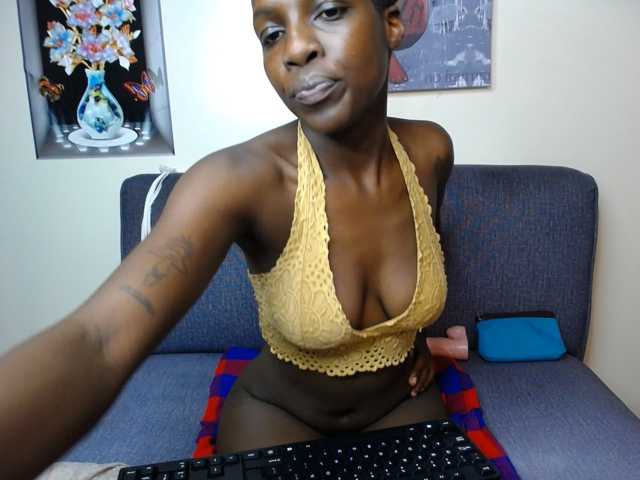 CumCoco, en directo ahora en BongaCams