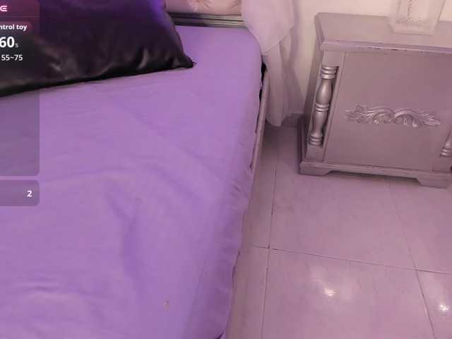 ElizabethBlaze live cam on BongaCams