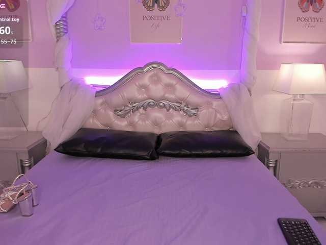 ElizabethBlaze live cam on BongaCams