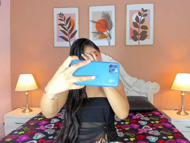 ElizabethBlaze live cam on BongaCams