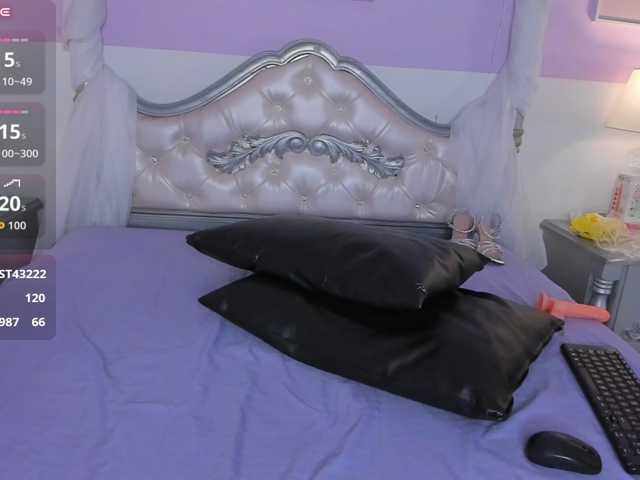 ElizabethBlaze live cam