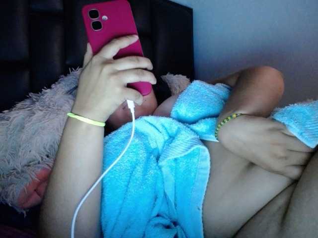 Brithany, en vivo ahora en BongaCams