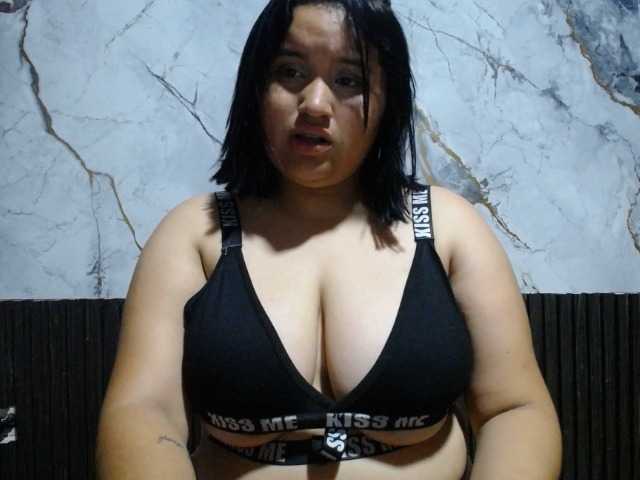 Brithany live cam on BongaCams
