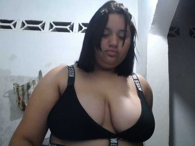 Brithany live cam on BongaCams