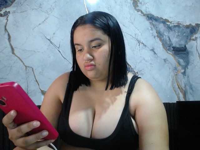 Brithany live cam on BongaCams