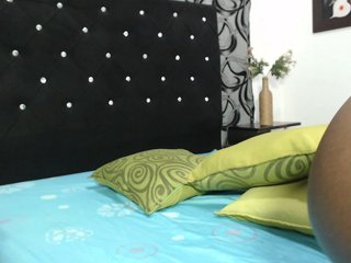 BeckaPearl's Live Webcam
