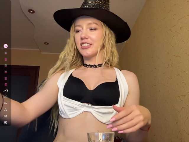 ReitaPrzepiora live cam on BongaCams