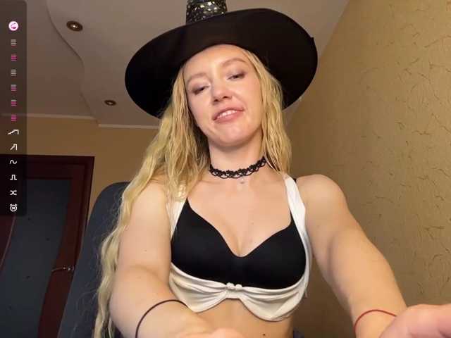 ReitaPrzepiora live cam on BongaCams