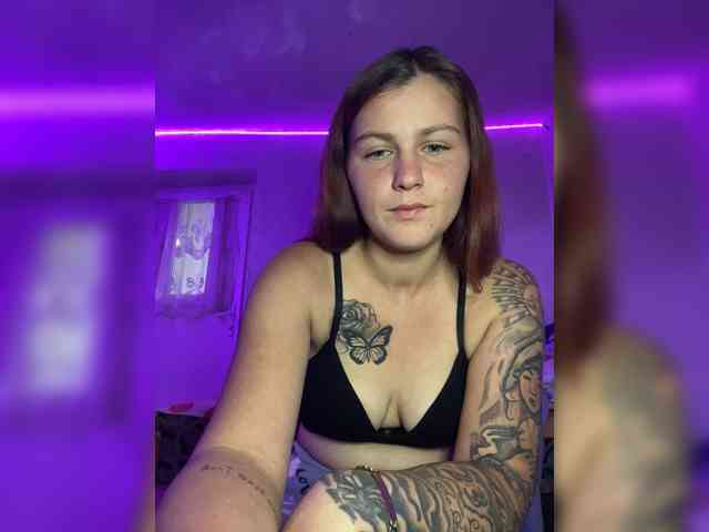 simonaSimij webcam