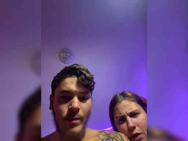 simonaSimij — live couple cam on BongaCams