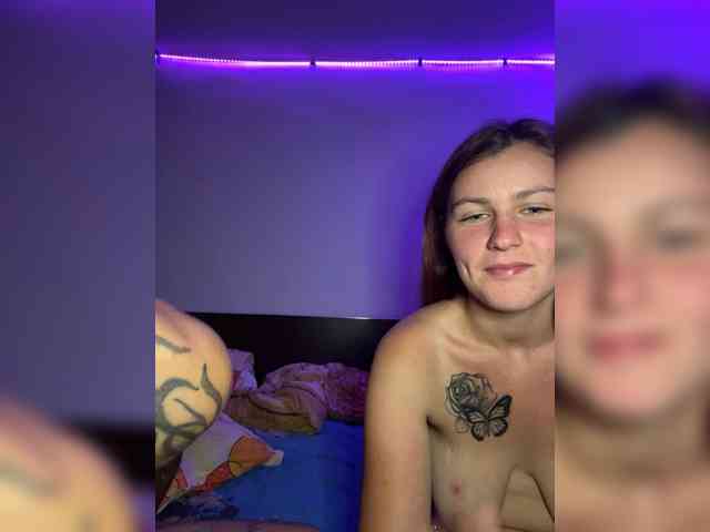simonaSimij webcam