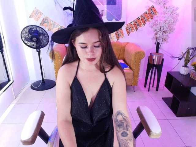 Agatha_M live cam on BongaCams