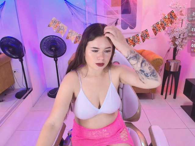Agatha-monroe live cam on BongaCams