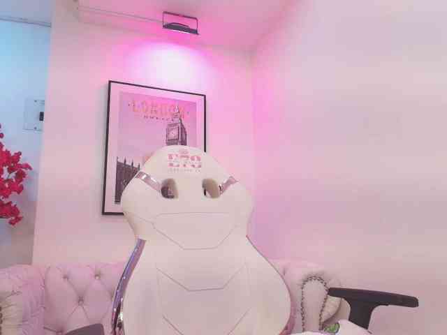 Agatha_M webcam