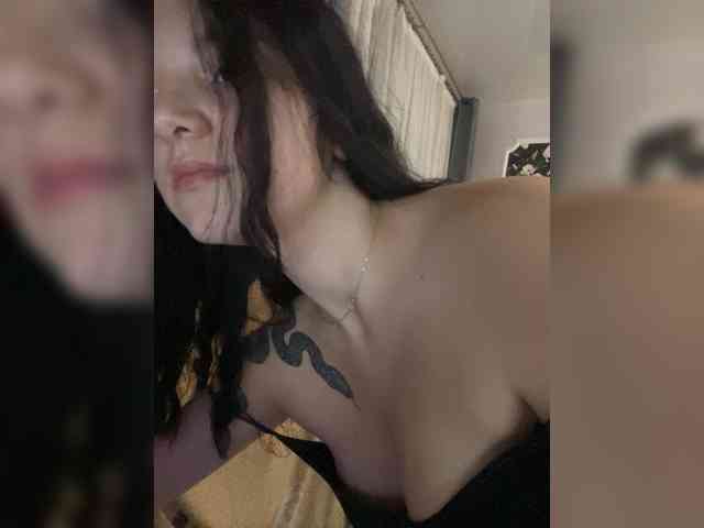 Bologoriaoppp webcam