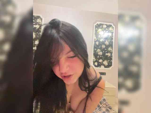 Bologoriaoppp webcam