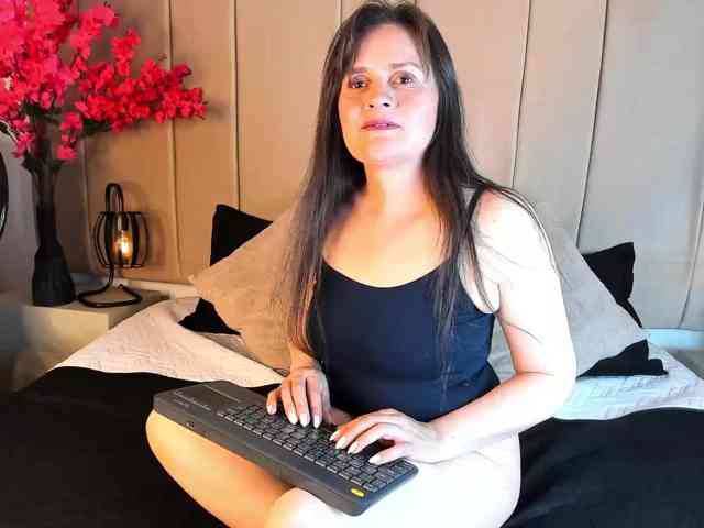 SoniaLozz webcam