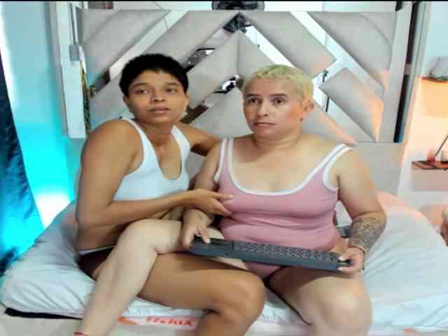 Natashaandzoe webcam