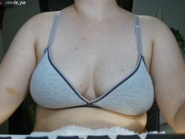 celeste-yue live cam on BongaCams