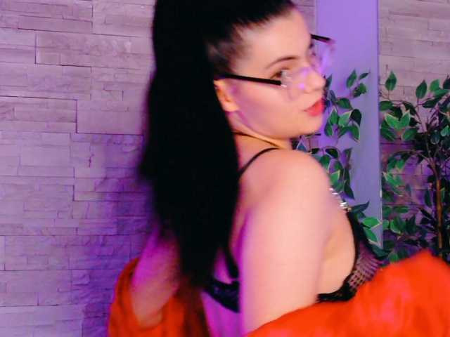RosseDoll live cam on BongaCams