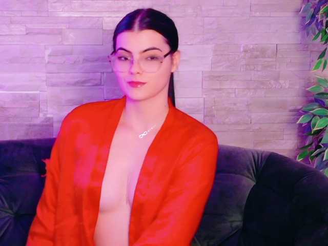 RosseDoll live cam on BongaCams