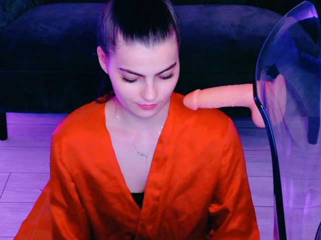RosseDoll live cam on BongaCams