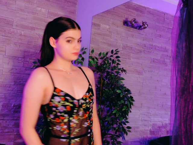RosseDoll live cam on BongaCams