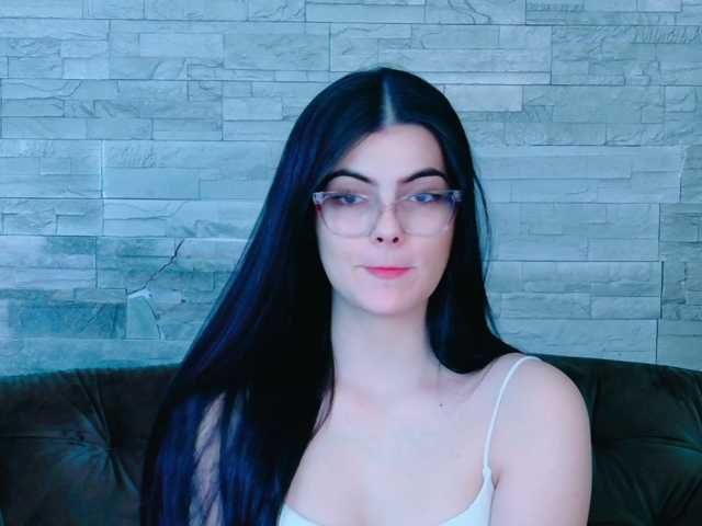 RosseDoll live cam on BongaCams