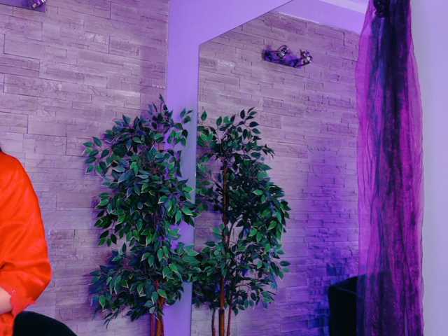 RosseDoll live cam on BongaCams