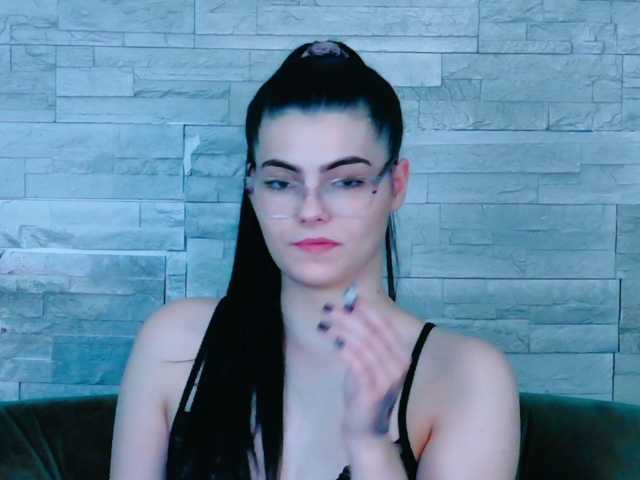 RosseDoll live cam on BongaCams