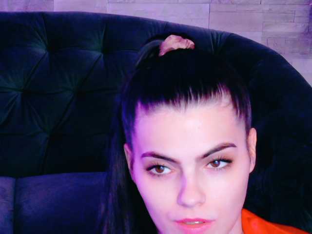 RosseDoll live cam preview