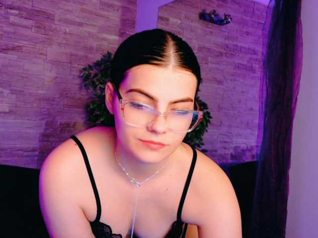 RosseDoll live cam on BongaCams