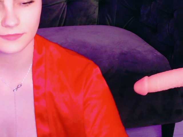 RosseDoll live cam on BongaCams