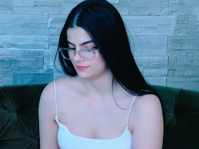 RosseDoll live cam on BongaCams