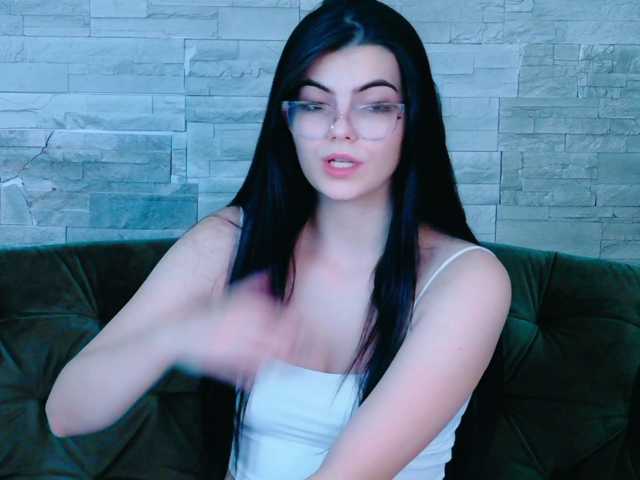 RosseDoll live cam on BongaCams