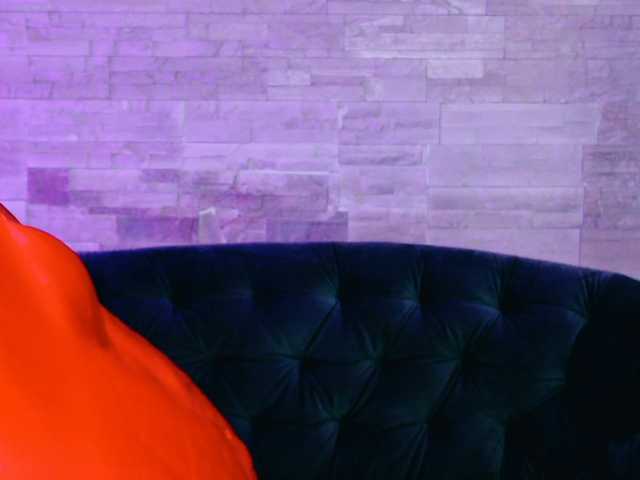 RosseDoll live cam preview