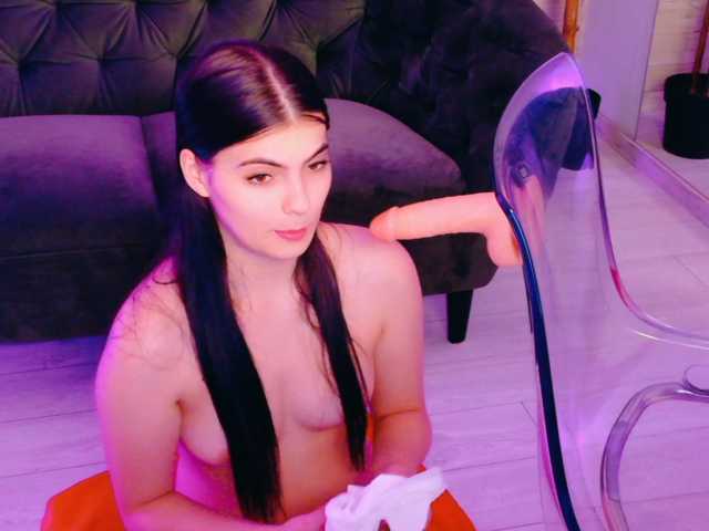 RosseDoll live cam on BongaCams