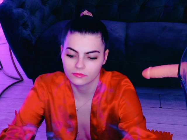 RosseDoll live cam preview