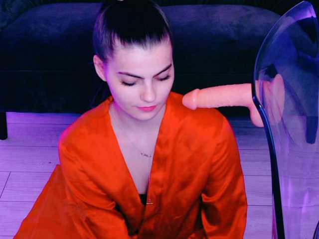 RosseDoll live cam on BongaCams