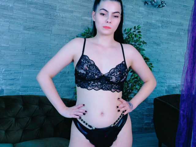 RosseDoll live cam on BongaCams