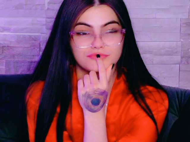 RosseDoll live cam on BongaCams