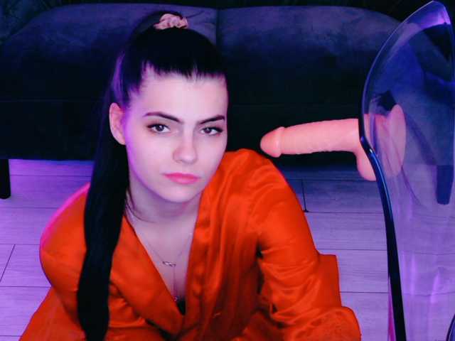 RosseDoll live cam on BongaCams