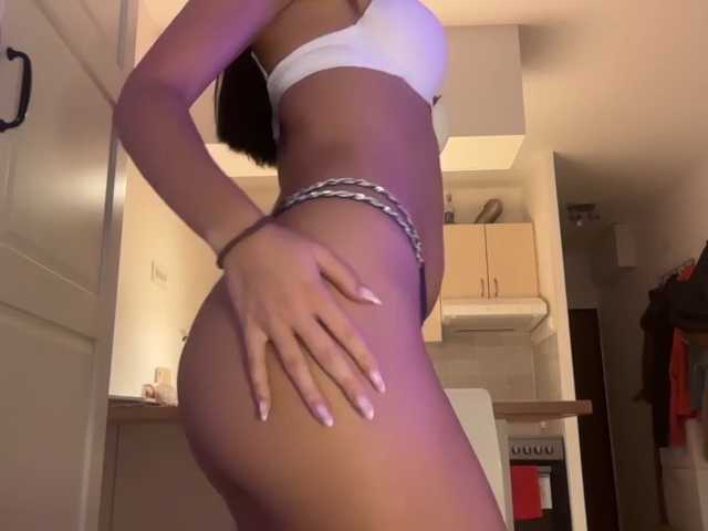 sophiesweetside live cam on BongaCams