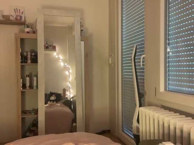 sophiesweetside live cam on BongaCams