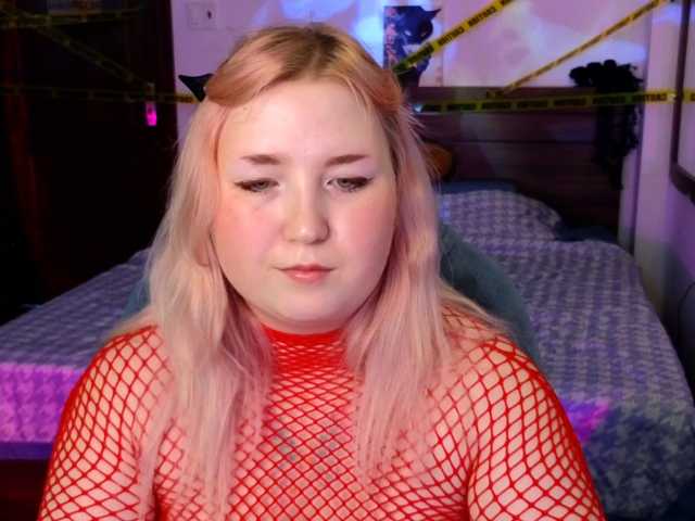 plushydevil live cam preview