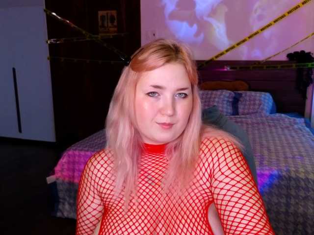 plushydevil, en vivo ahora en BongaCams