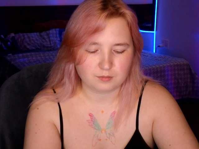 plushydevil live cam on BongaCams